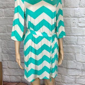 FASHIONOMICS Dress Size Small Green Chevron with Belt Soft Fabric Half Sleeve